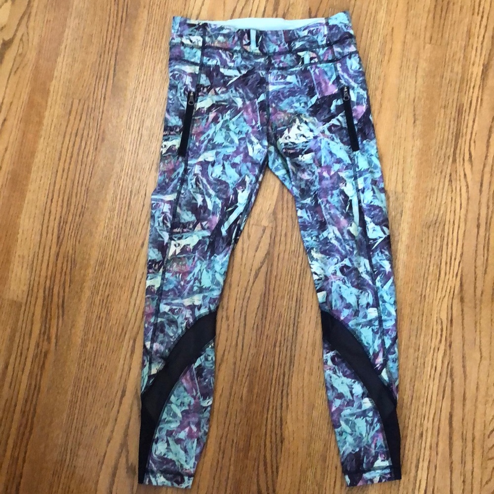 Sz 6 teal/purple/black crop Lululemon leggings